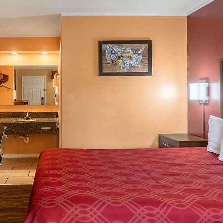 Econo Lodge Cornersville Buitenkant foto