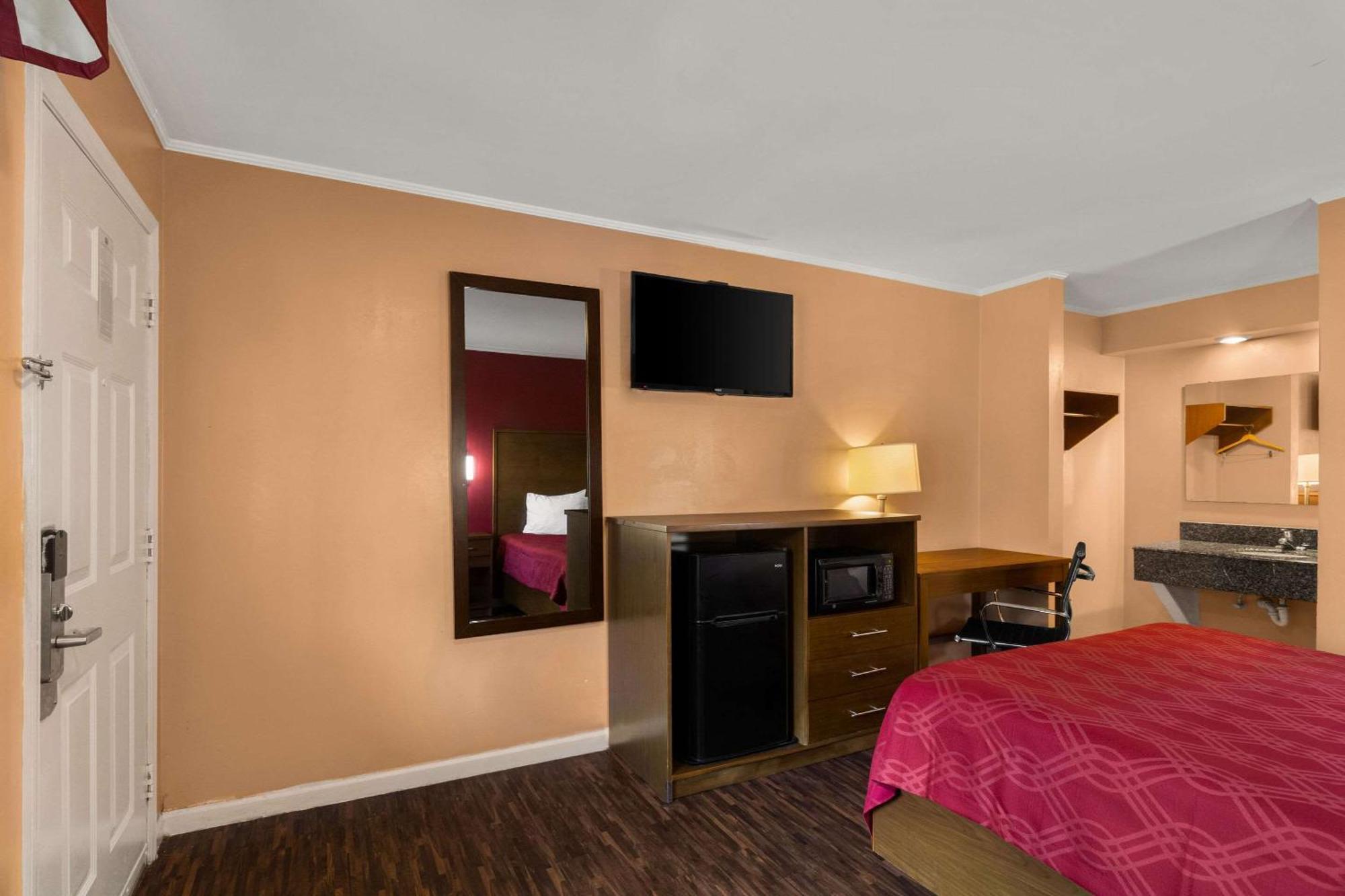 Econo Lodge Cornersville Buitenkant foto