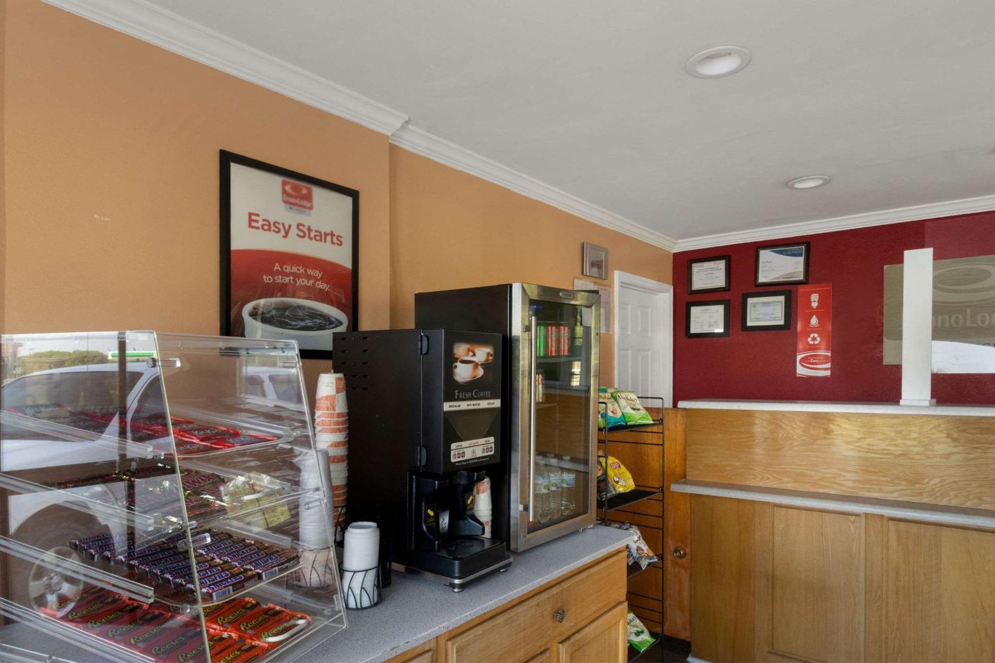 Econo Lodge Cornersville Buitenkant foto