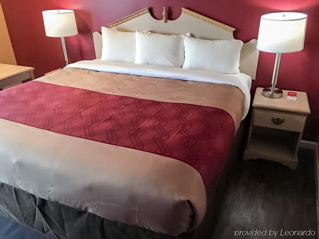 Econo Lodge Cornersville Buitenkant foto
