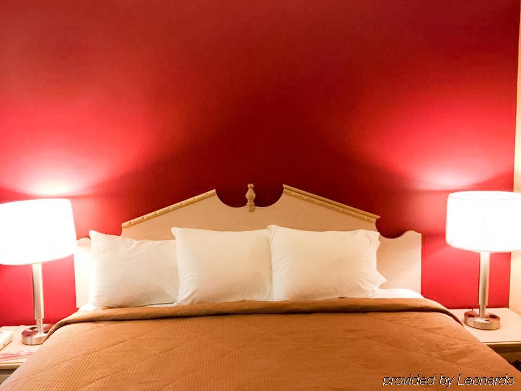 Econo Lodge Cornersville Buitenkant foto