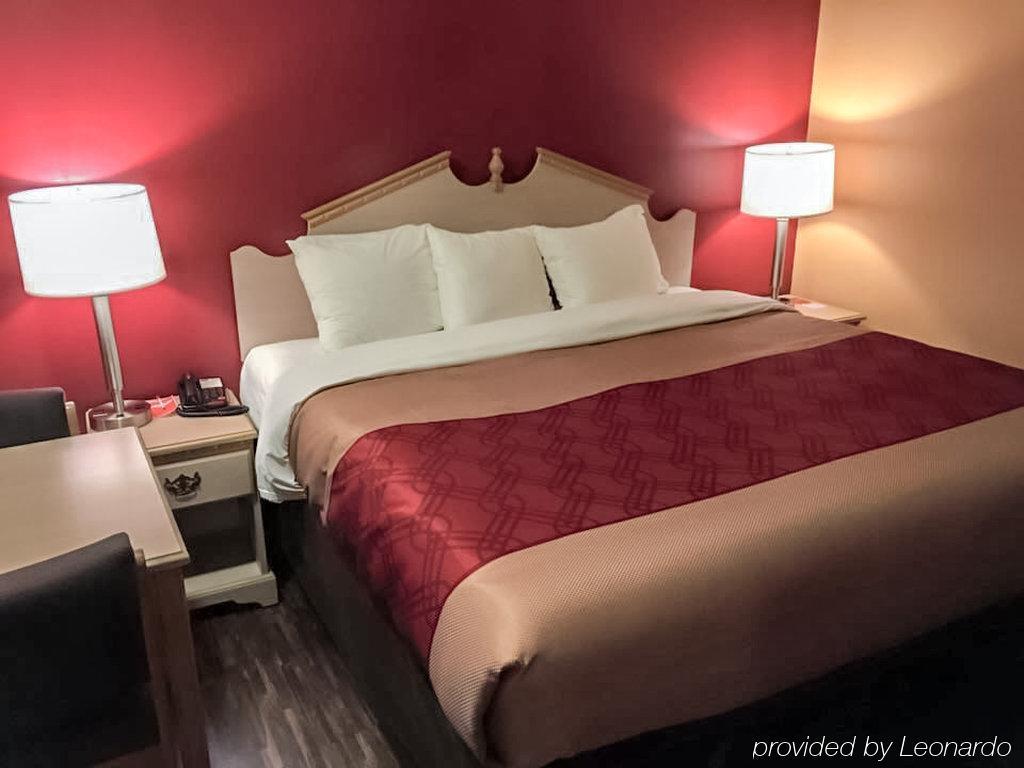Econo Lodge Cornersville Buitenkant foto